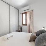 Naxian White House In Glinado Apartament *