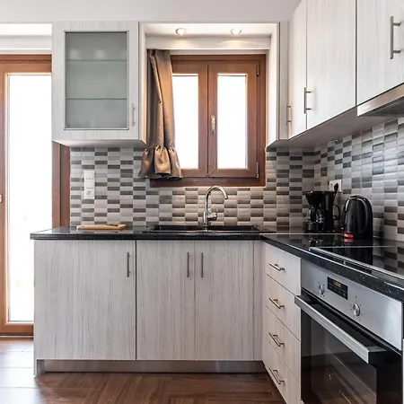 Апартаменты Naxian White House In Glinado