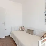 Naxian White House In Glinado Апартаменты *