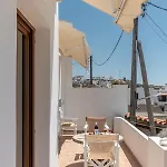 Naxian White House In Glinado Апартаменты