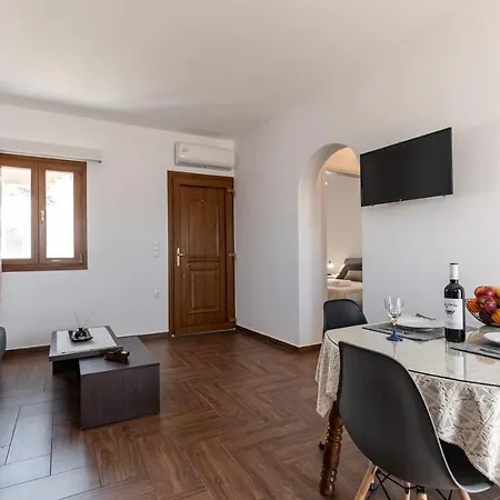 Naxian White House In Glinado * Γλινάδο Νάξου
